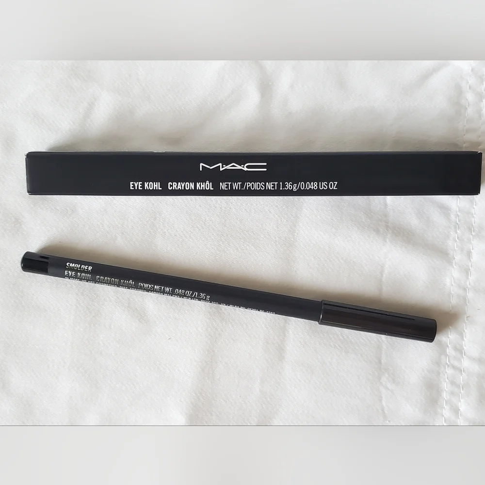 NIB MAC Eye Kohl Eyeliner in Intense Black